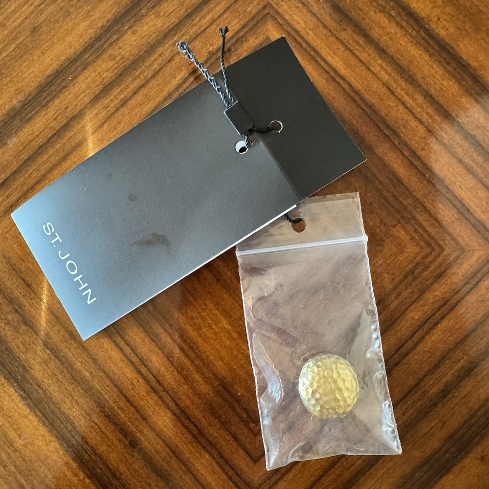 ST. JOHN Hammered Gold Tone Replacement Button‎ – New With Tag
